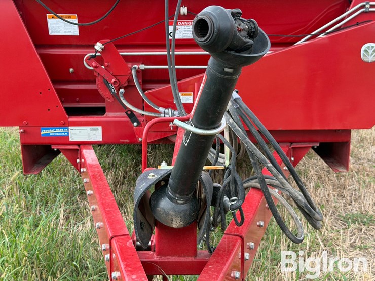 2021-new-holland-195-image-13