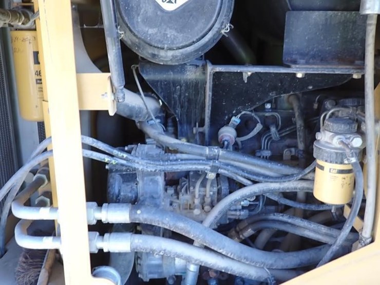 caterpillar-924g-wheel-loader-image-16