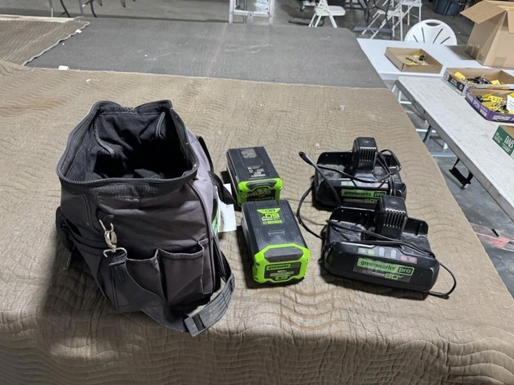 greenworks-pro-zero-turn-electric-mower-image-5