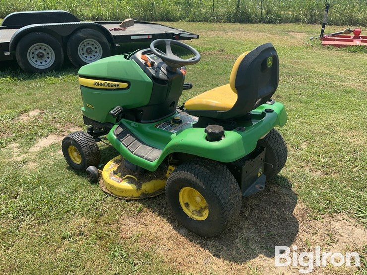 john-deere-x300-image-7