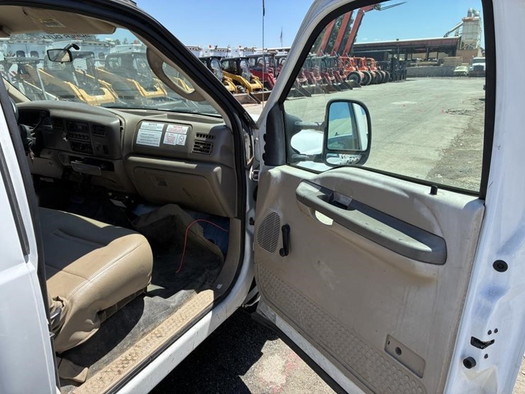 2004-ford-f250-image-15