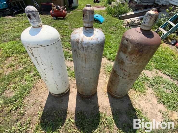 steel-100lb-propane-tanks-image-4