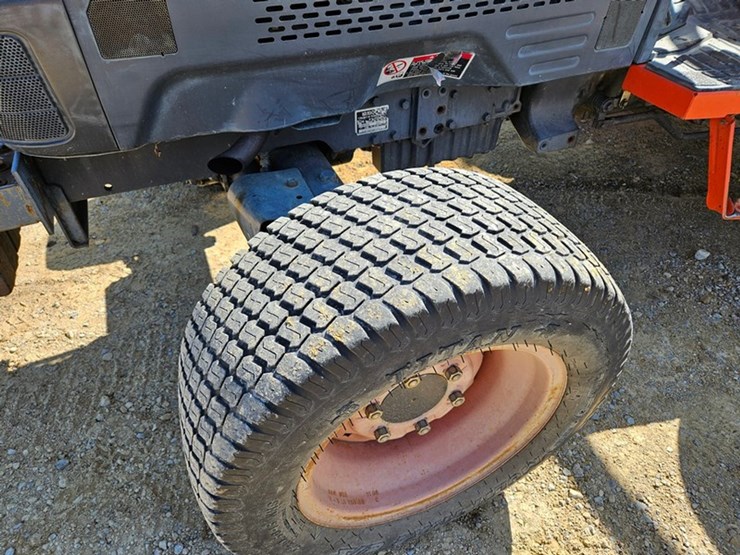 kubota-l4630-image-12