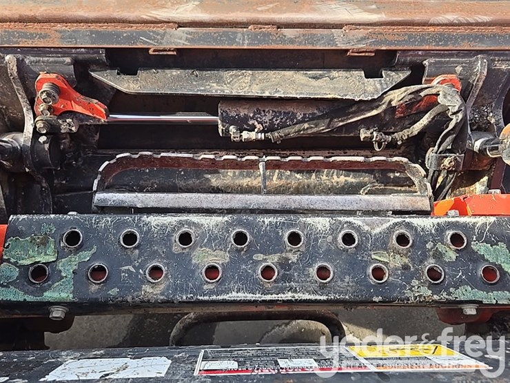 2023-kubota-svl97-2-image-24