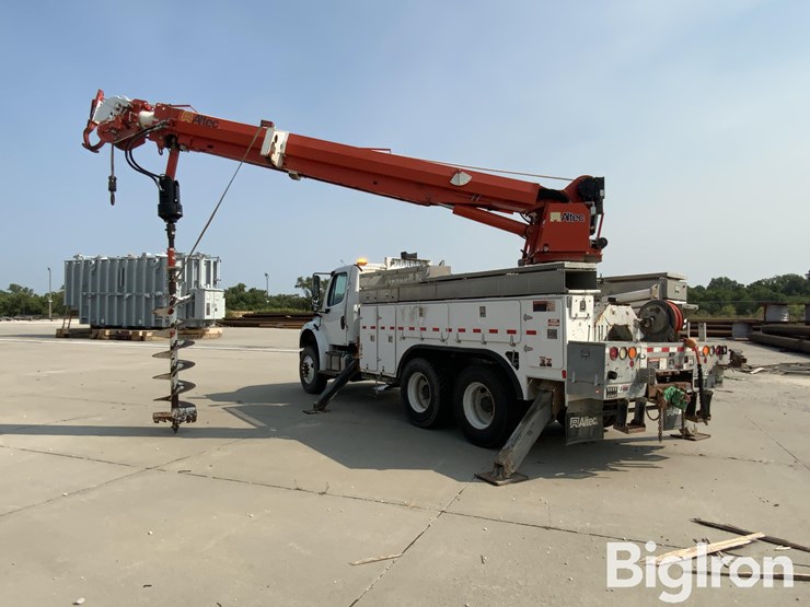 2014-freightliner-m2-106-image-15