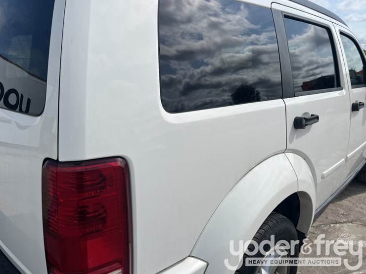 2008-dodge-nitro-image-36