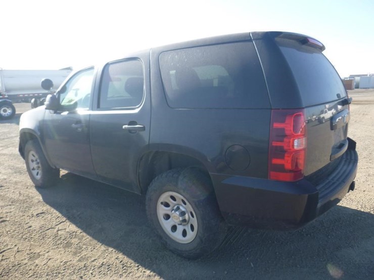 2014-chevrolet-tahoe-image-4