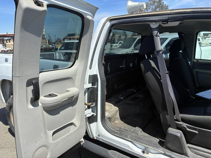 2012-gmc-sierra-2500hd-image-14