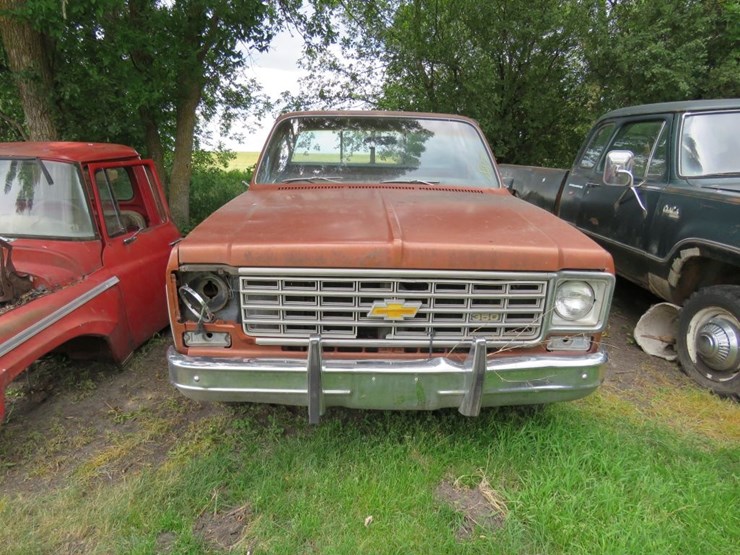 1975-chevrolet-c10-image-2