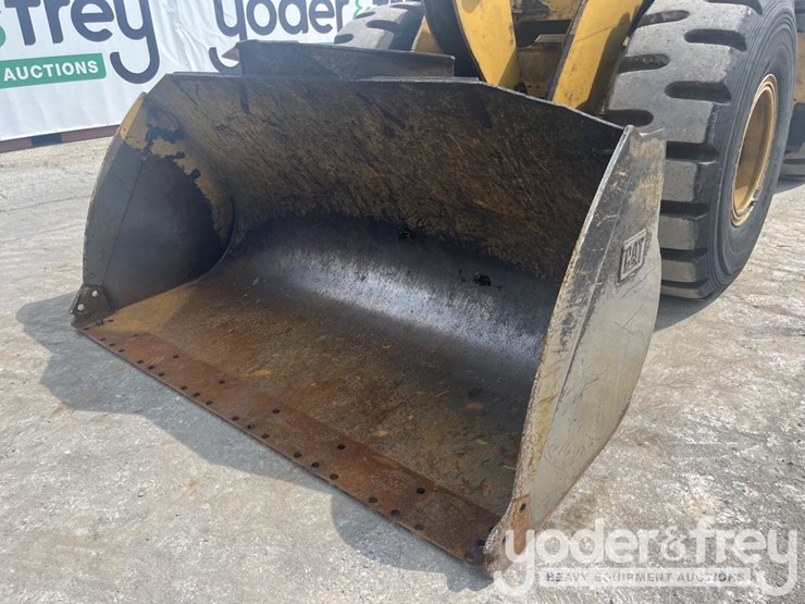 2016-caterpillar-926m-image-31