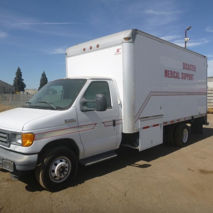 2007 FORD E450