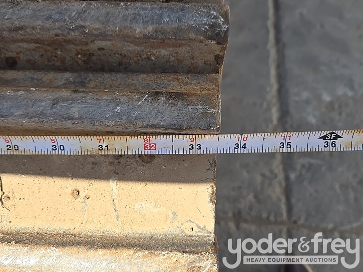 2019-caterpillar-336-image-19