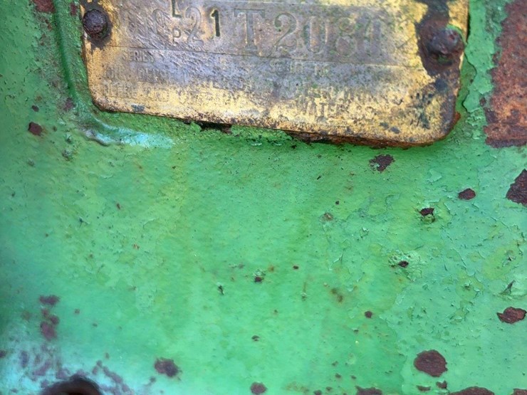 john-deere-4010-image-17
