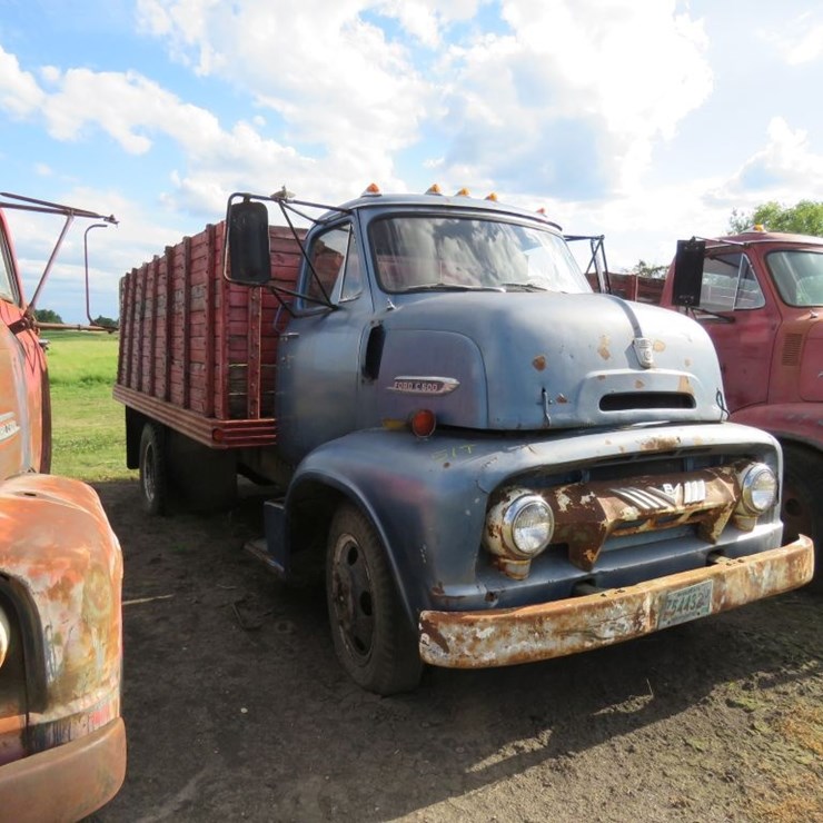 1954 FORD C600