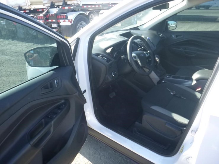 2014-ford-escape-image-5