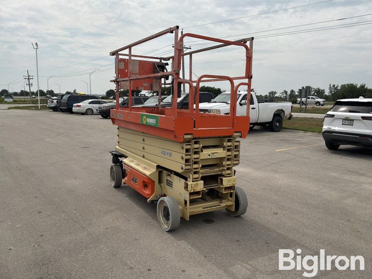 2020-jlg-3246es-image-7