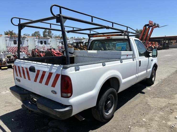 2004-ford-f250-image-3