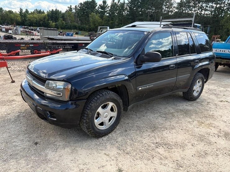 2003-chevrolet-trailblazer-image-1