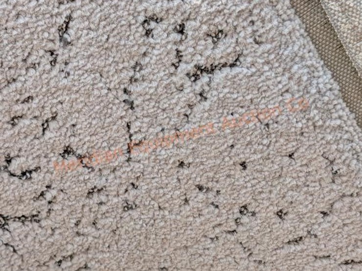 roll-of-carpet---unknown-square-footage-image-6