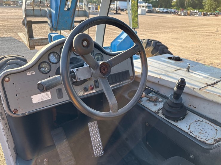 terex-th842c-image-7