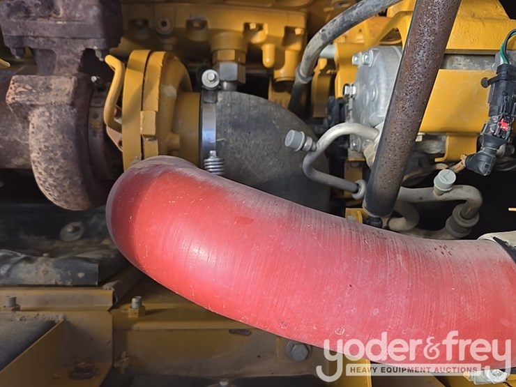 2019-caterpillar-336-image-60