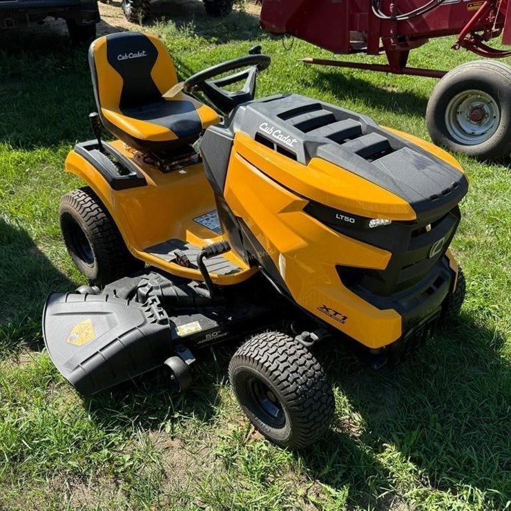 Cub Cadet LT50 Riding Mower