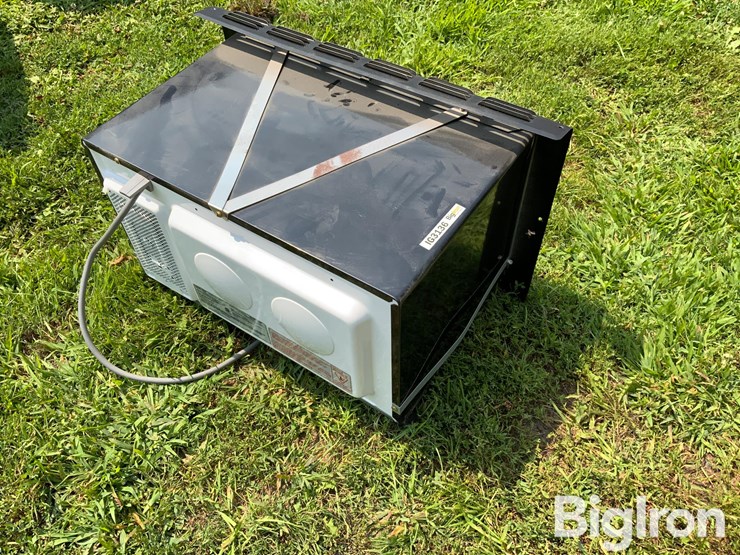 magic-chef-mcd990arb-rv-microwave-image-5