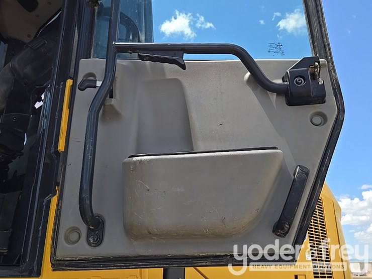 2024-komatsu-wa320-8-image-68