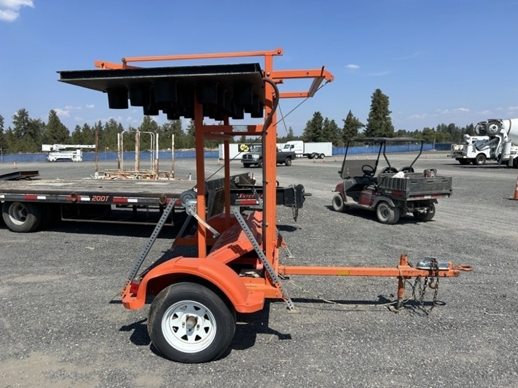 2000-trafcon-tc1-25s-towable-arrow-board-image-6