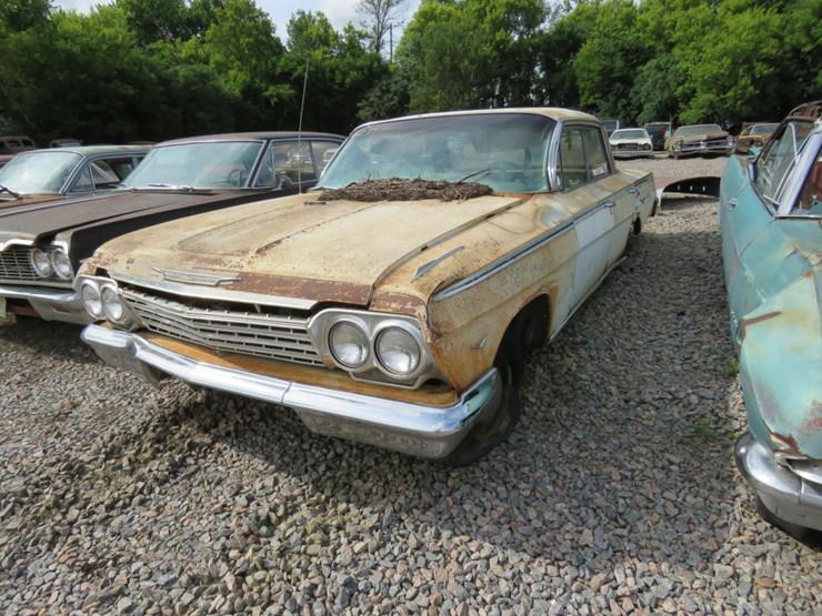 1962-chevrolet-impala-4dr-ht-image-3