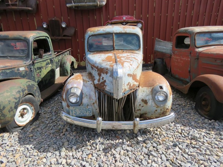 1940/1-ford-1/2-ton-pickup-image-2