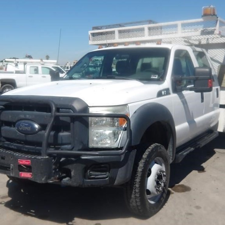 2012 FORD F550