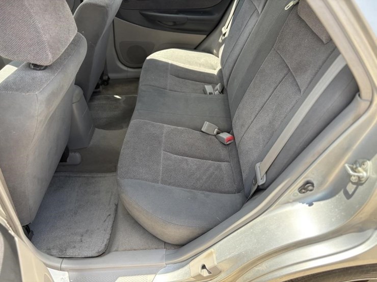 l1---2003-mazda-protege-lx-image-13