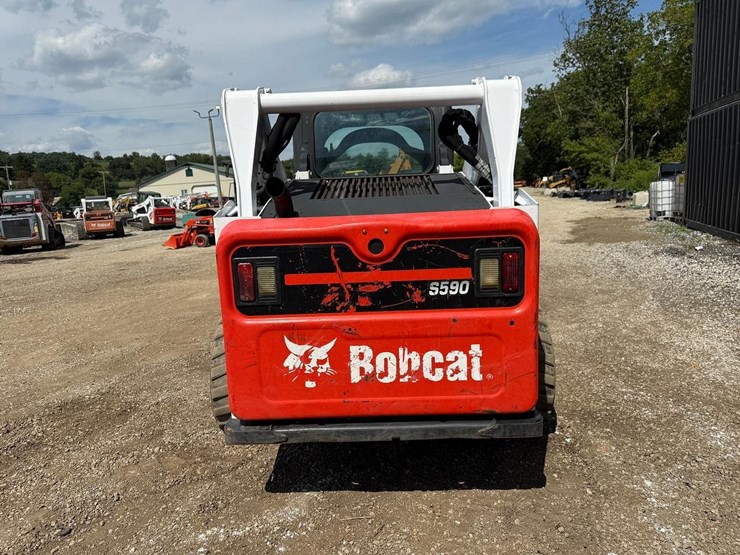 2018-bobcat-s590-image-3