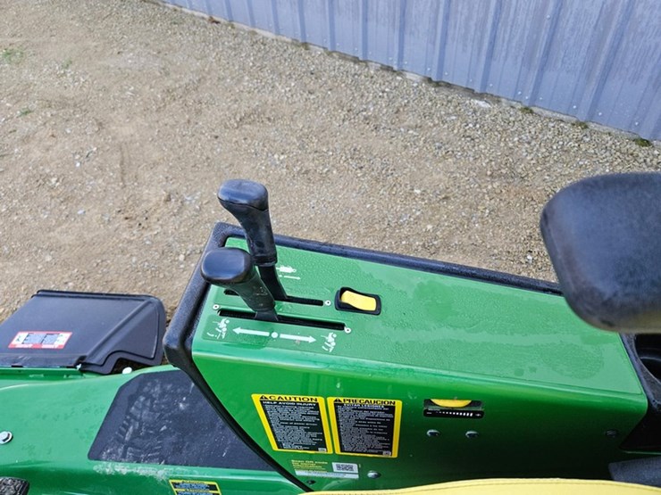 2023-john-deere-1570-image-31
