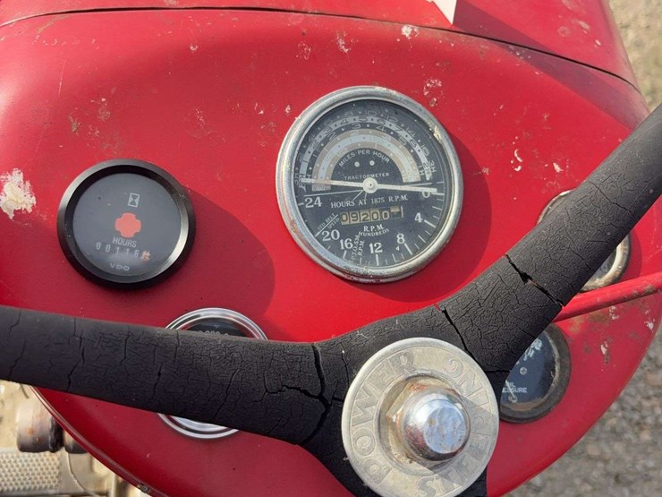 massey-ferguson-65-image-15