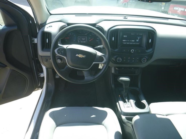 2017-chevrolet-colorado-image-7