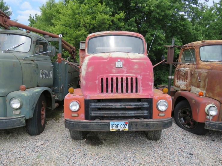 1953-international-130-image-2