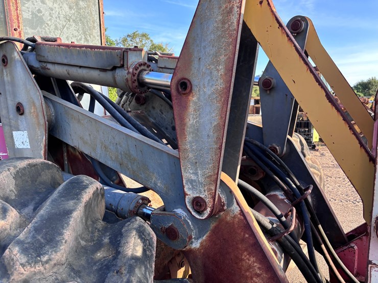 #2650-•-prentice-hydromax-loader-with-tree-cutter-attachment-|-for-parts/repairs-image-9