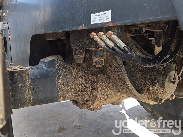 2024-komatsu-wa320-8-image-42