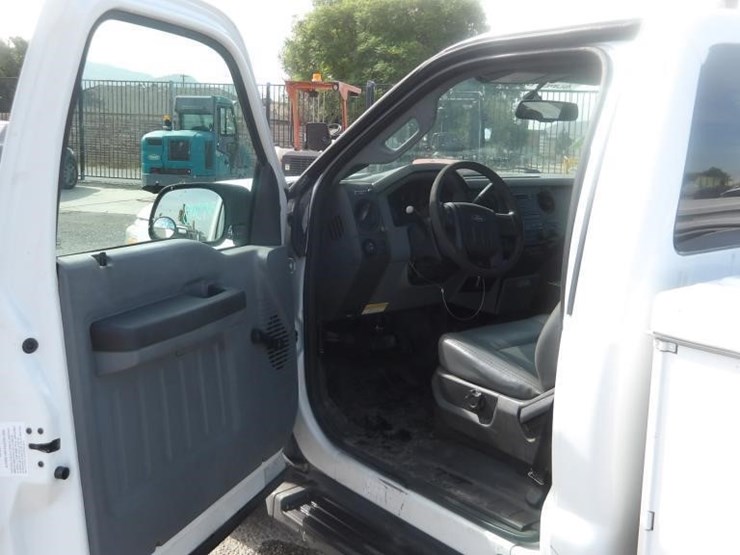 2012-ford-f250-image-17