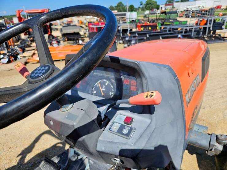 kubota-l4630-image-31