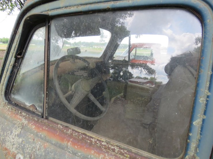 1954-chevrolet-3600-3/4-ton-pickup-with-great-patina-image-6
