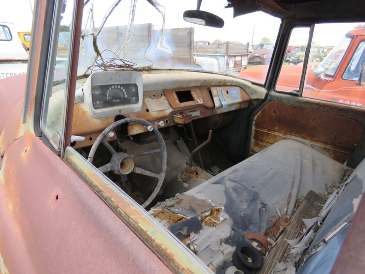 1962-international-c-image-8