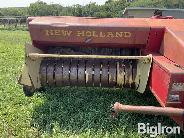 new-holland-270-image-14