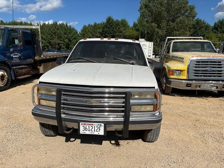 1997-chevrolet-silverado-3500-image-2
