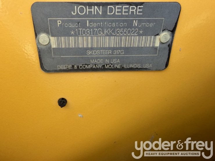 2019-deere-317g-image-8