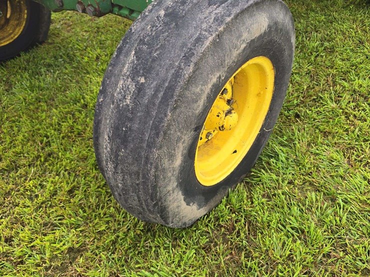 john-deere-2750-image-10