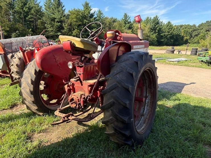 farmall-460-lp-gas-tractor-image-5