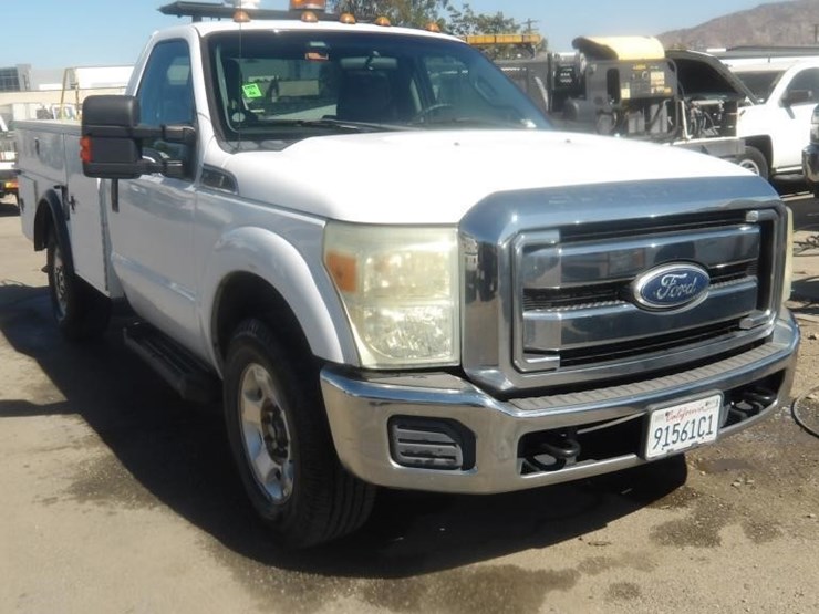 2011-ford-f350-image-2